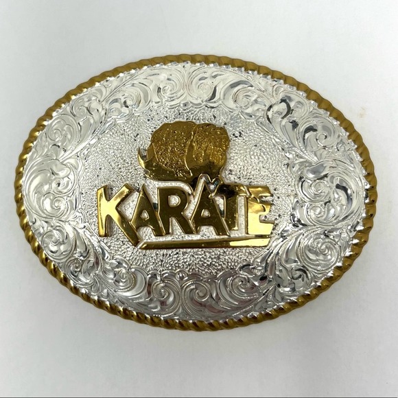 Crumrine KARATE Belt Buckle 3.5”x2.75” Silver & Gold - Picture 3 of 9